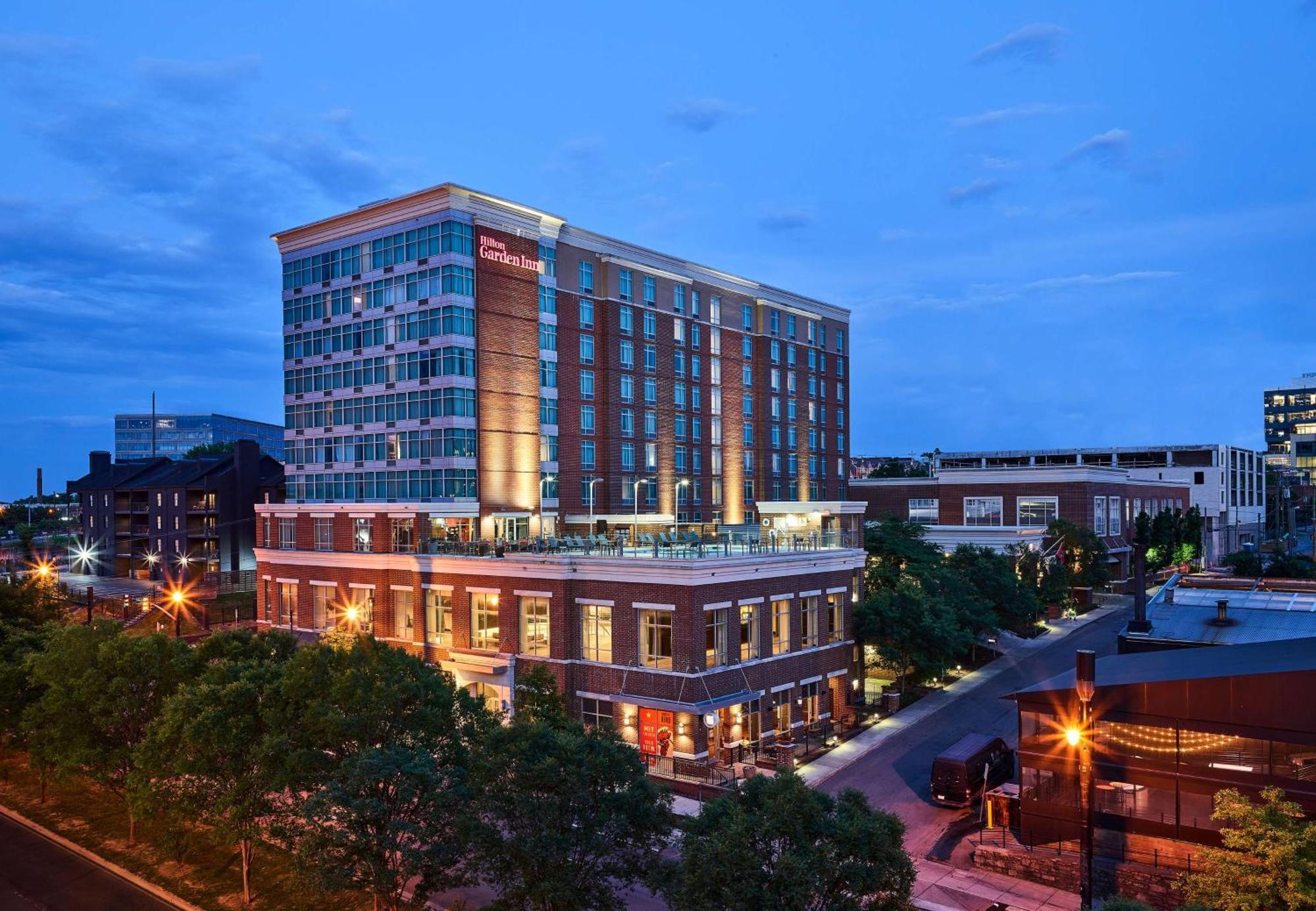 Hilton Garden Inn Nashville Downtown Convention Center Exterior foto